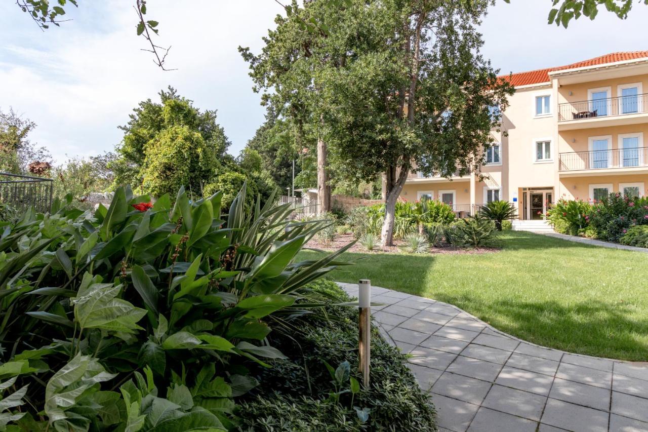 Maistra Select Srebreno Villas Mlini Exterior photo
